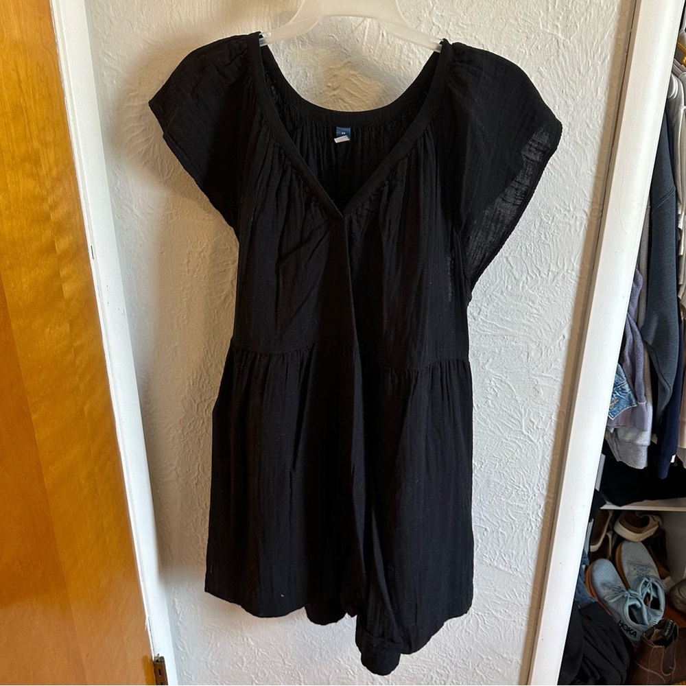 Old Navy dress- black